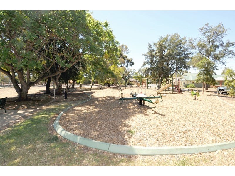 8 Karatta Avenue, Campbelltown SA 5074