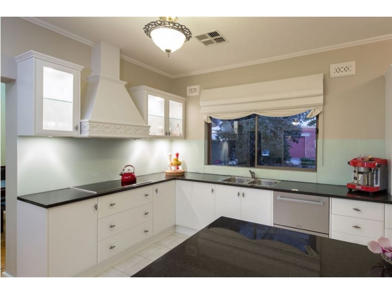 9 Swinburne Avenue, Plympton Park SA 5038