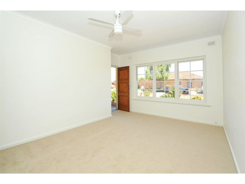 2/11 Carlton Road, Camden Park SA 5038