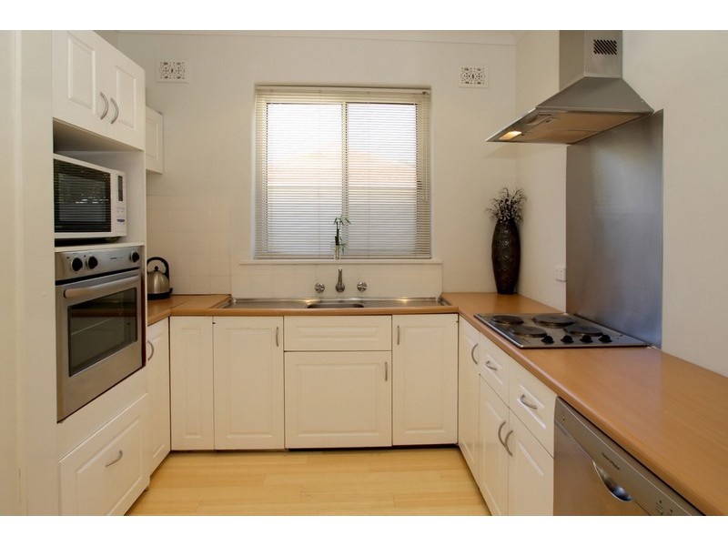 18 Davey Avenue, Glenelg North SA 5045