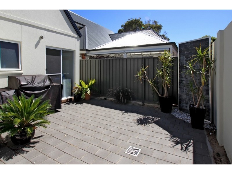 18A Davey Avenue, Glenelg North SA 5045