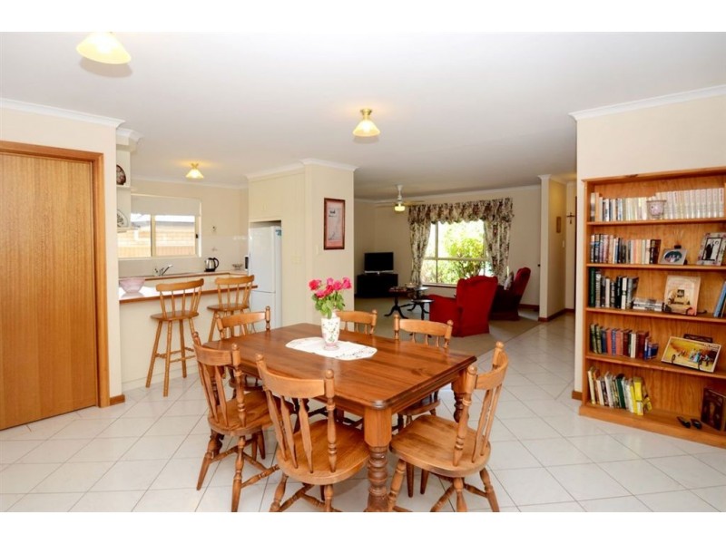 10A Seaforth Avenue, Dover Gardens SA 5048