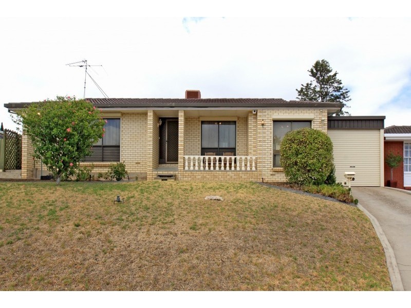 4 Genesta Street, Hallett Cove SA 5158