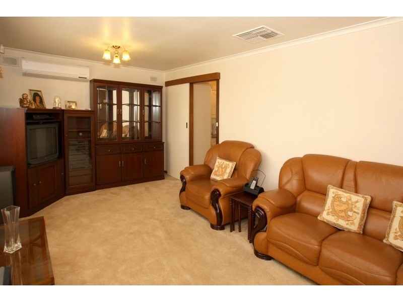 4 Genesta Street, Hallett Cove SA 5158