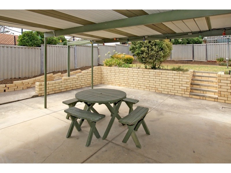 4 Genesta Street, Hallett Cove SA 5158