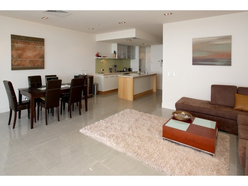 1.2/8-9 North Esplanade, Glenelg North SA 5045