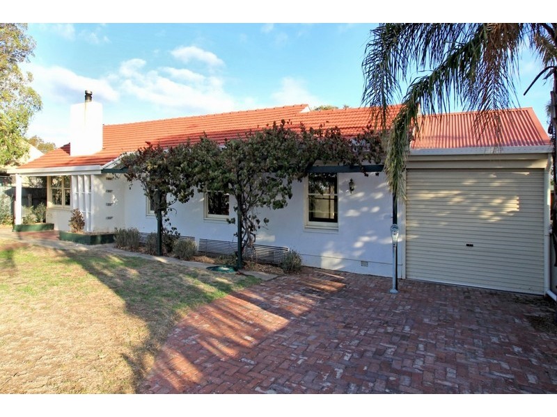 16 Laverack Road, North Plympton SA 5037