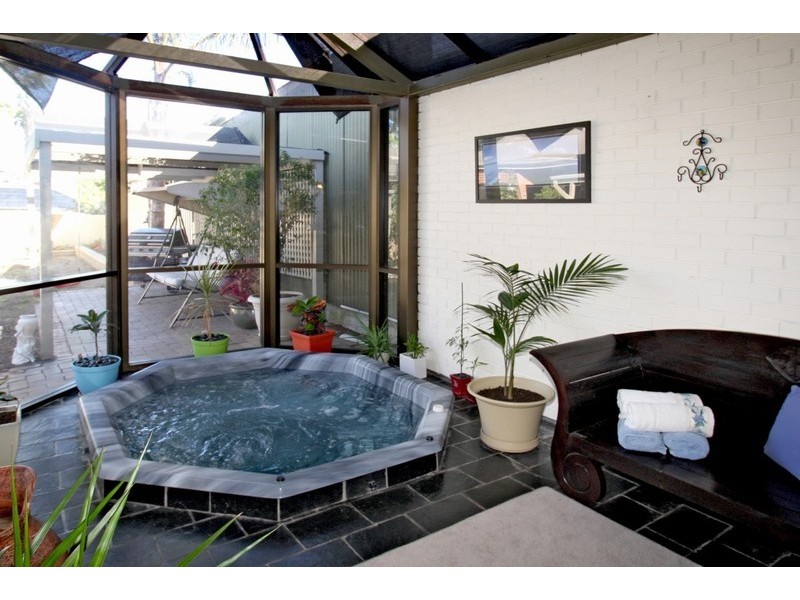 111 Brighton Road, Glenelg South SA 5045