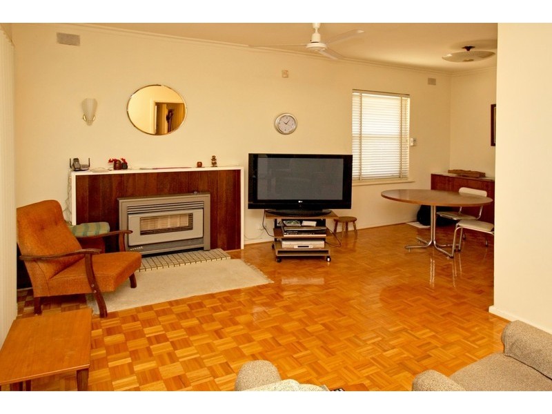 114 Halsey Road, Henley Beach South SA 5022