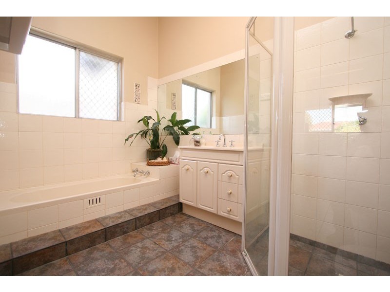 38 Ivey Street, Ottoway SA 5013