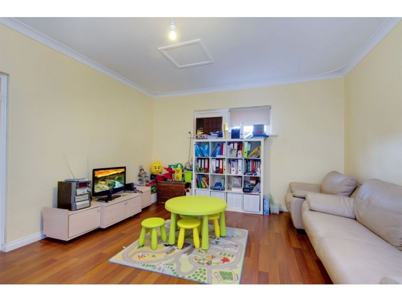 6 Rollands Street, Woodville South SA 5011