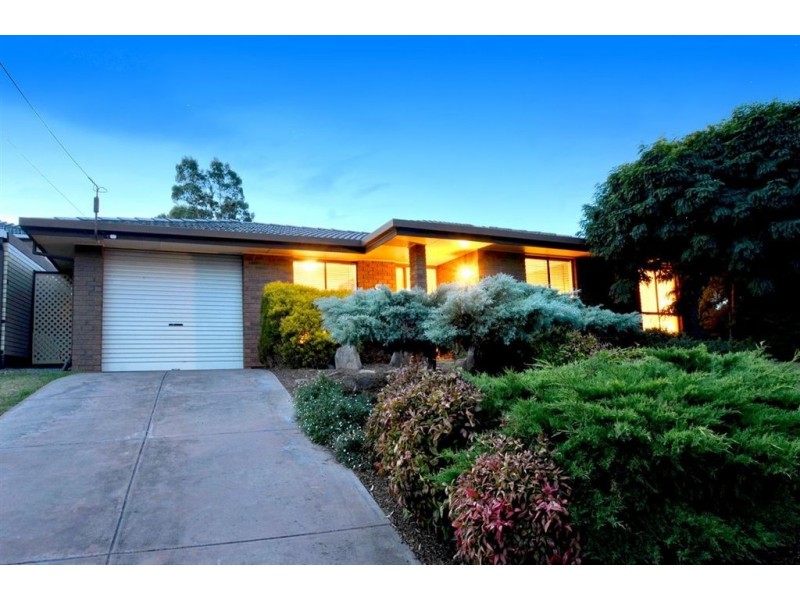 4 Sherwood Avenue, Happy Valley SA 5159