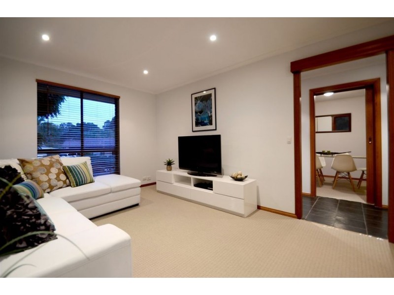 4 Sherwood Avenue, Happy Valley SA 5159