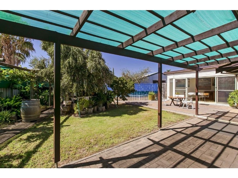 2 Traphen Court, Seaton SA 5023