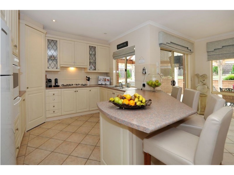 8 Memford Way, Flagstaff Hill SA 5159