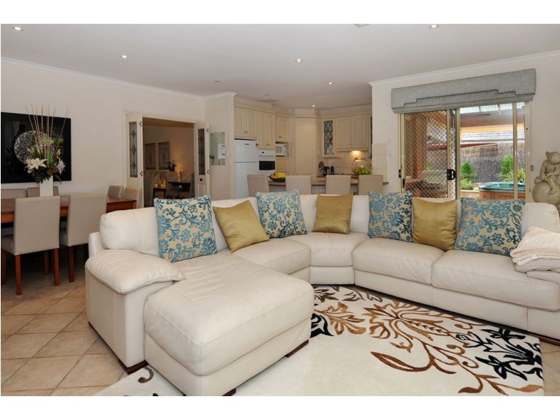 8 Memford Way, Flagstaff Hill SA 5159