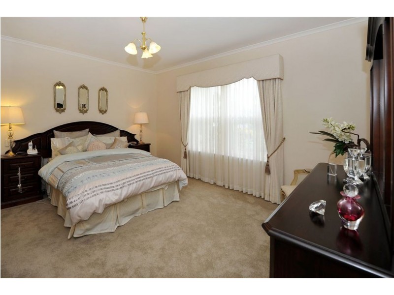 8 Memford Way, Flagstaff Hill SA 5159