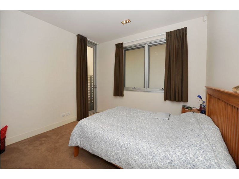 1.3/8-9 North Esplanade, Glenelg North SA 5045