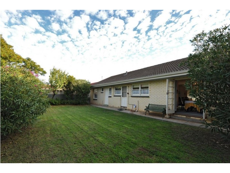 27 Windermere Avenue, Novar Gardens SA 5040