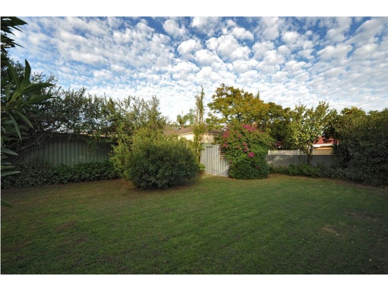 27 Windermere Avenue, Novar Gardens SA 5040