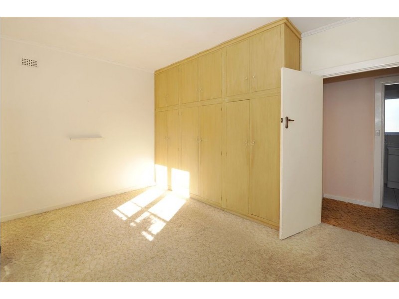 30 Tiparra Avenue, Park Holme SA 5043