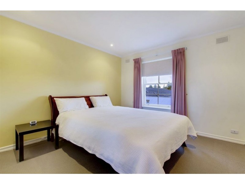 8/8 Robert Street, Glenelg South SA 5045