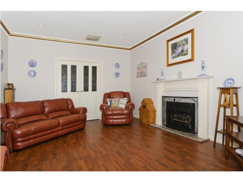 2 Heathcote Place, Onkaparinga Hills SA 5163