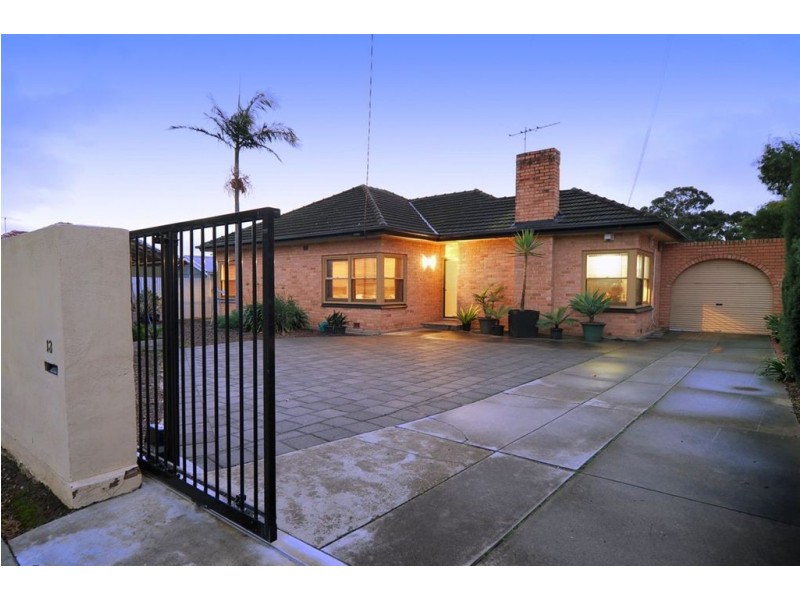 13 Stradbroke Avenue, Plympton Park SA 5038