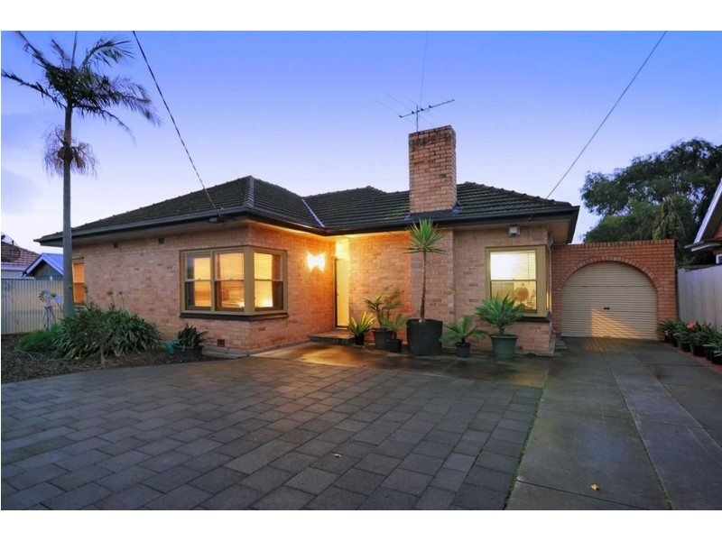 13 Stradbroke Avenue, Plympton Park SA 5038