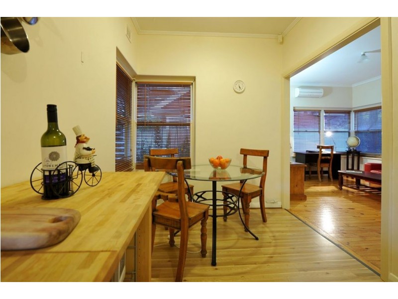 13 Stradbroke Avenue, Plympton Park SA 5038