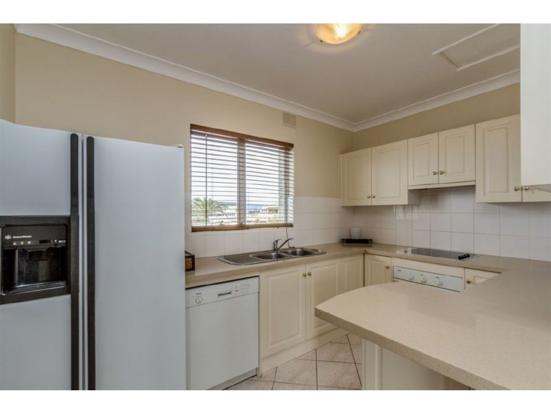 13/18 Seaview Road, West Beach SA 5024