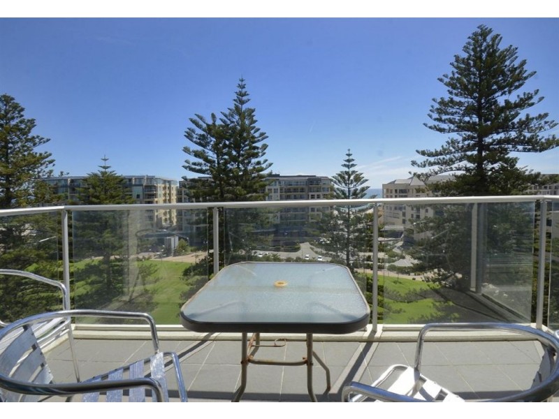813/27 Colley Terrace, Glenelg SA 5045