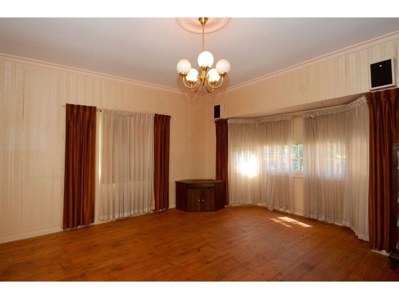 35 St Andrews Crescent, Novar Gardens SA 5040