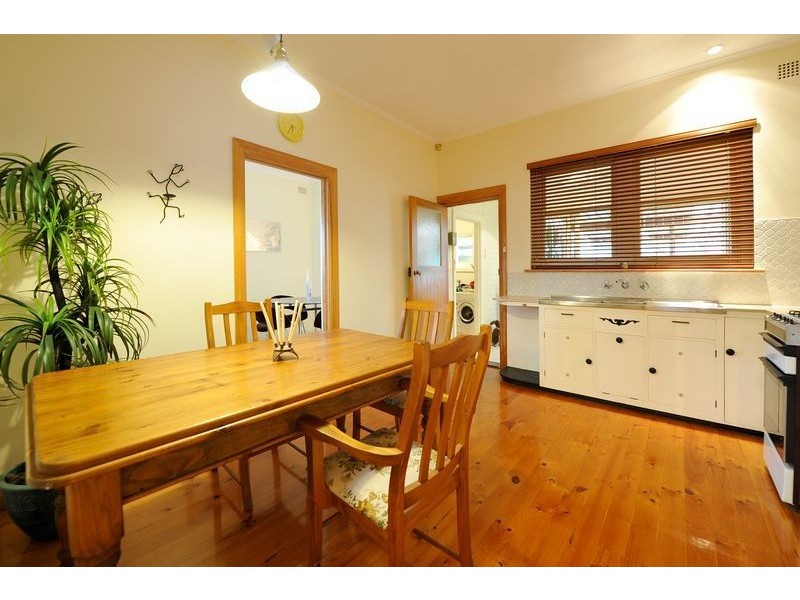 8 Ferry Avenue, Plympton Park SA 5038