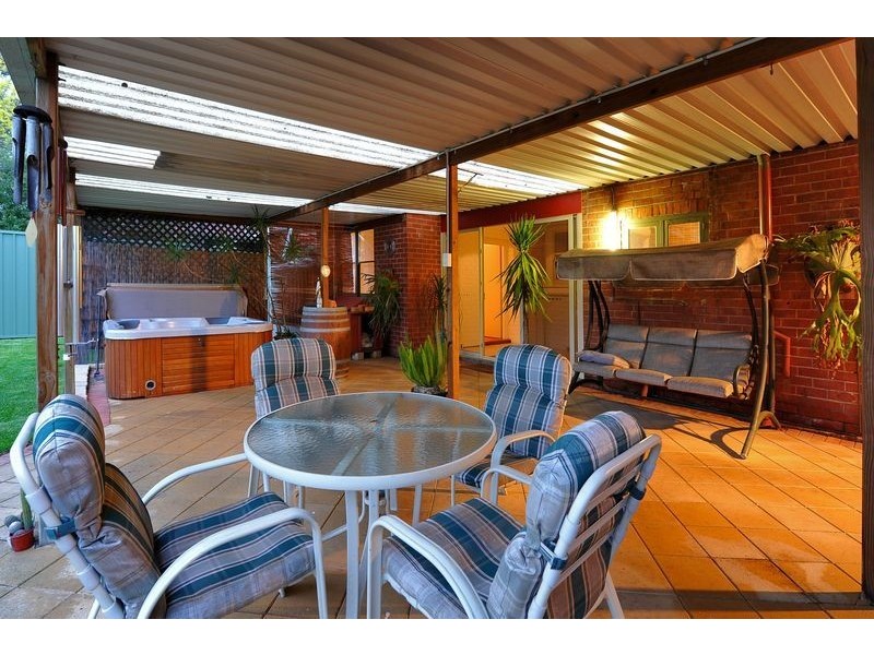 8 Ferry Avenue, Plympton Park SA 5038