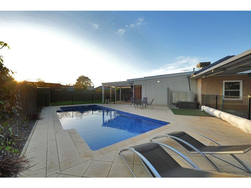 14 Stradbroke Avenue, Plympton Park SA 5038