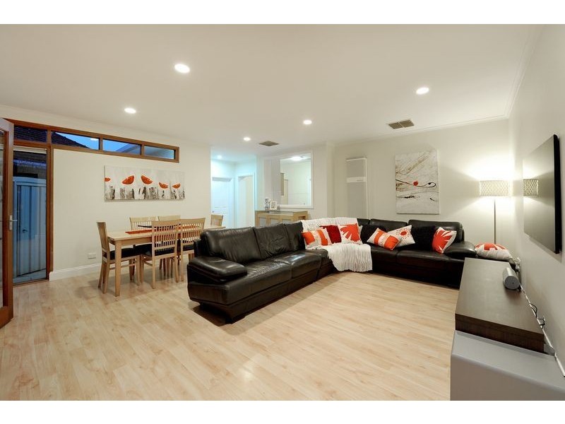 14 Stradbroke Avenue, Plympton Park SA 5038