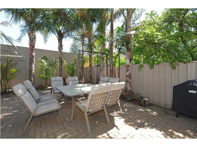 33A Old Tapleys Hill Road, Glenelg North SA 5045