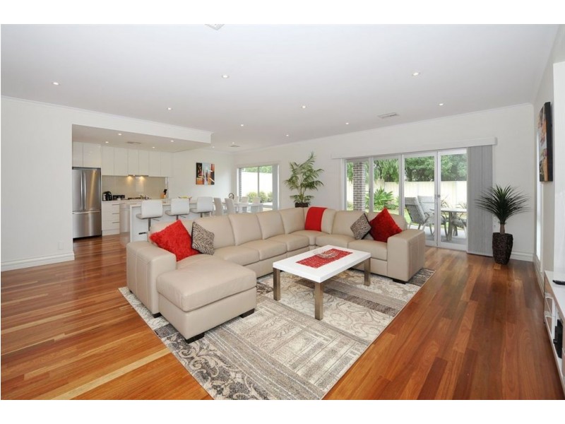 10 Surf Avenue, West Beach SA 5024