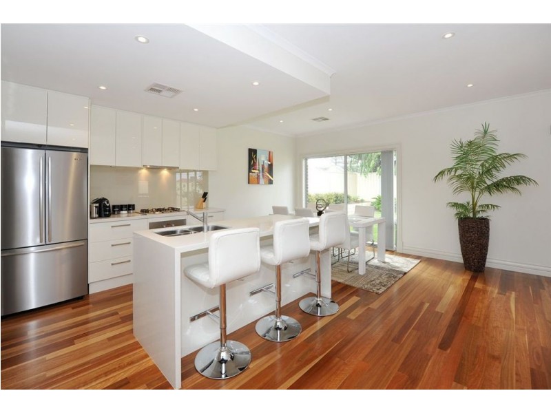 10 Surf Avenue, West Beach SA 5024