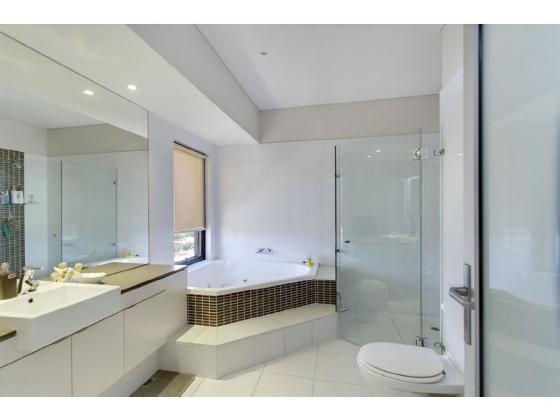 122/2 Jetty Road, Glenelg SA 5045