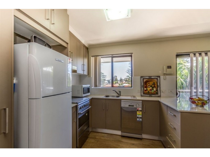 30/18 Broadway, Glenelg South SA 5045