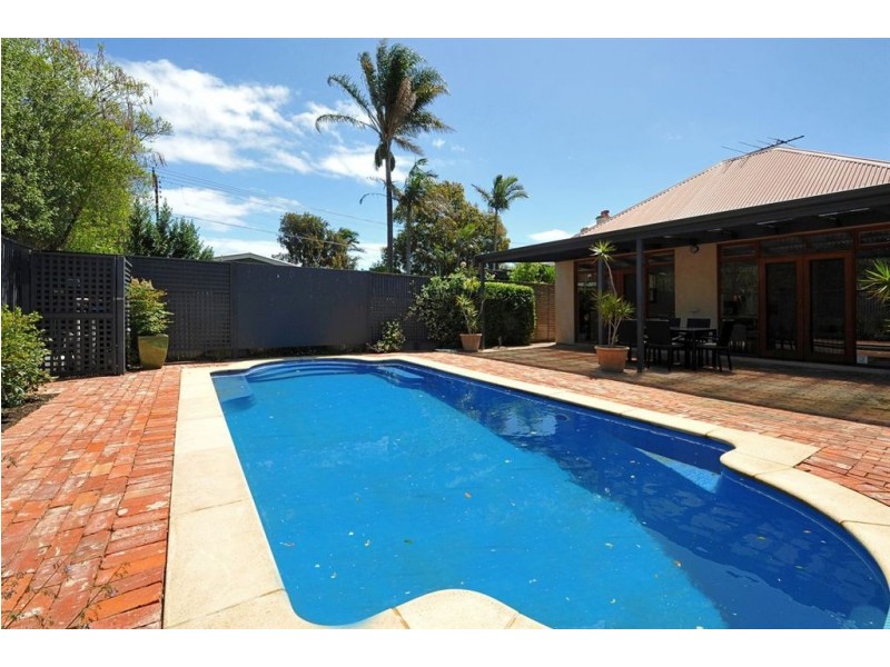 586 Anzac Highway, Glenelg East SA 5045