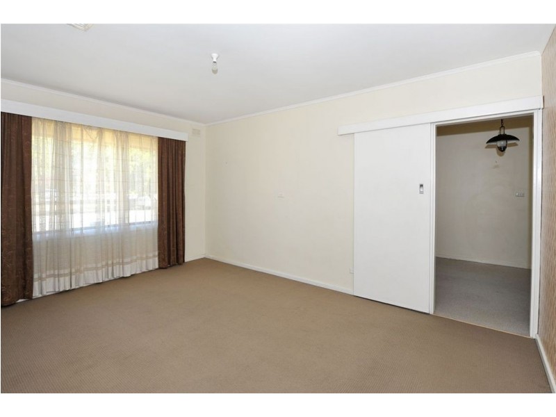 10 Oakmont Crescent, Novar Gardens SA 5040