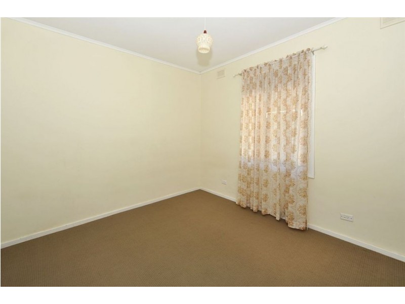 10 Oakmont Crescent, Novar Gardens SA 5040