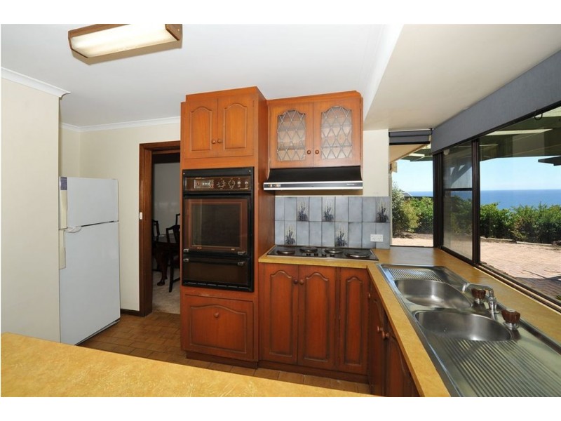 14 Grand Central Avenue, Hallett Cove SA 5158