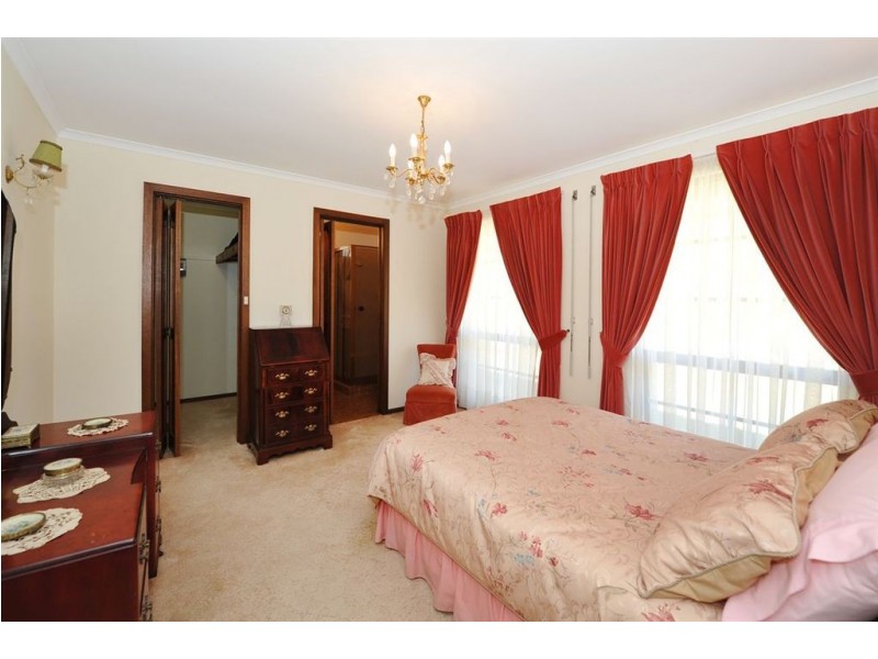 14 Grand Central Avenue, Hallett Cove SA 5158