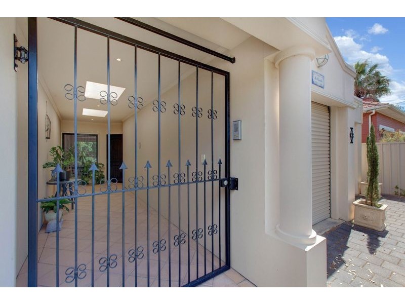 12 Brooklyn Avenue, Glenelg North SA 5045