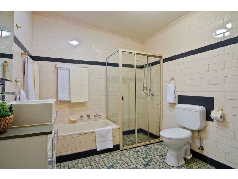 21 Gordon Street, Glenelg SA 5045