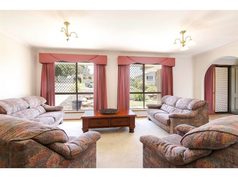 7 Signet Street, Hallett Cove SA 5158